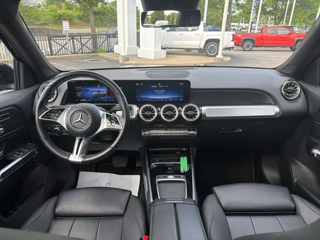 Used 2025 Mercedes-Benz GLB 250 image 16