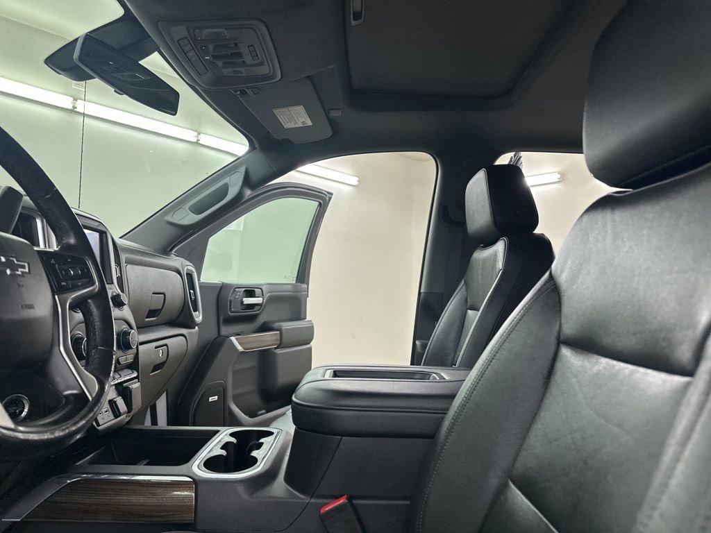 Used 2020 Chevrolet Silverado 1500 LT Trail Boss image 30