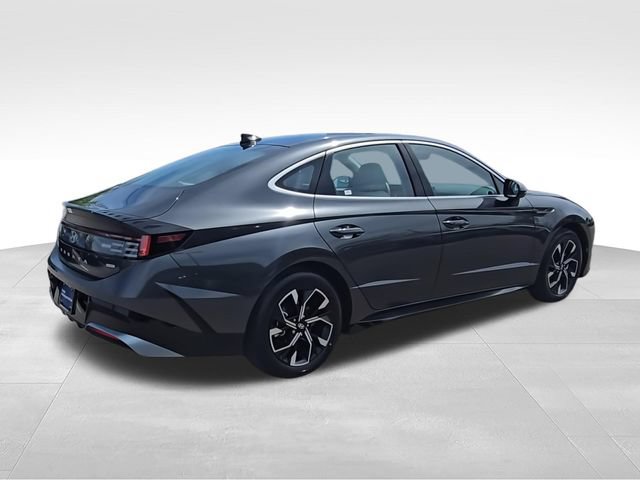 Used 2025 Hyundai Sonata SEL AWD/4WD image 8