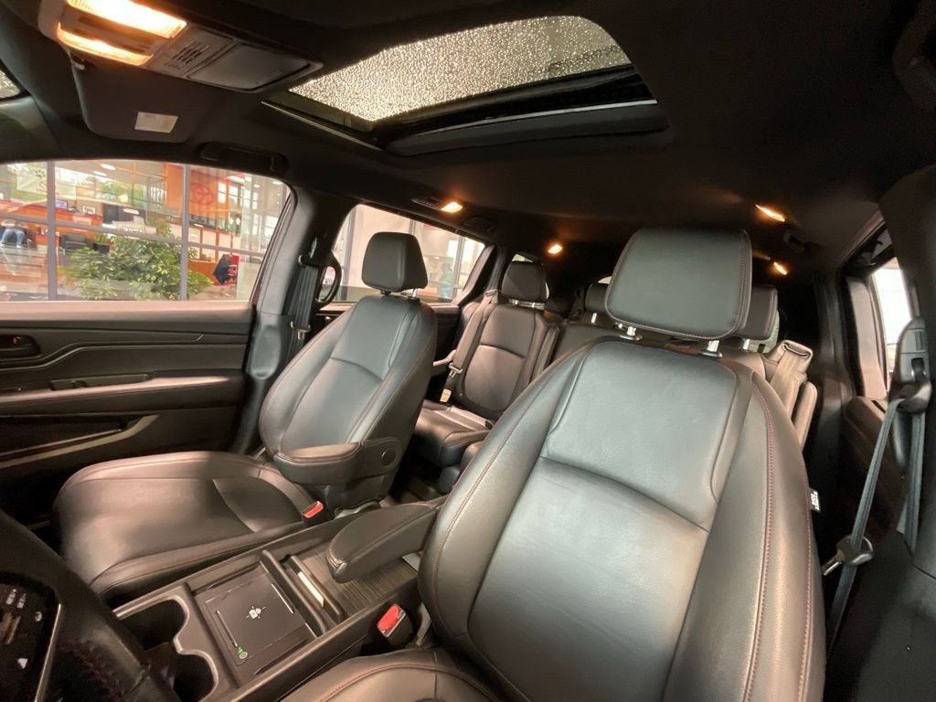 Used 2025 Honda Odyssey Sport-L image 9