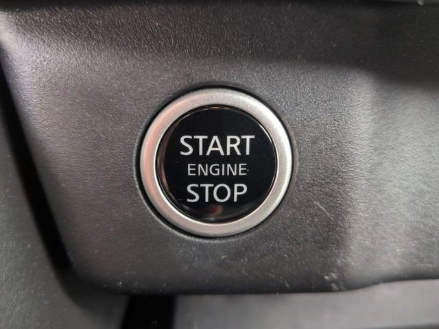 Used 2023 Nissan Rogue SV image 16