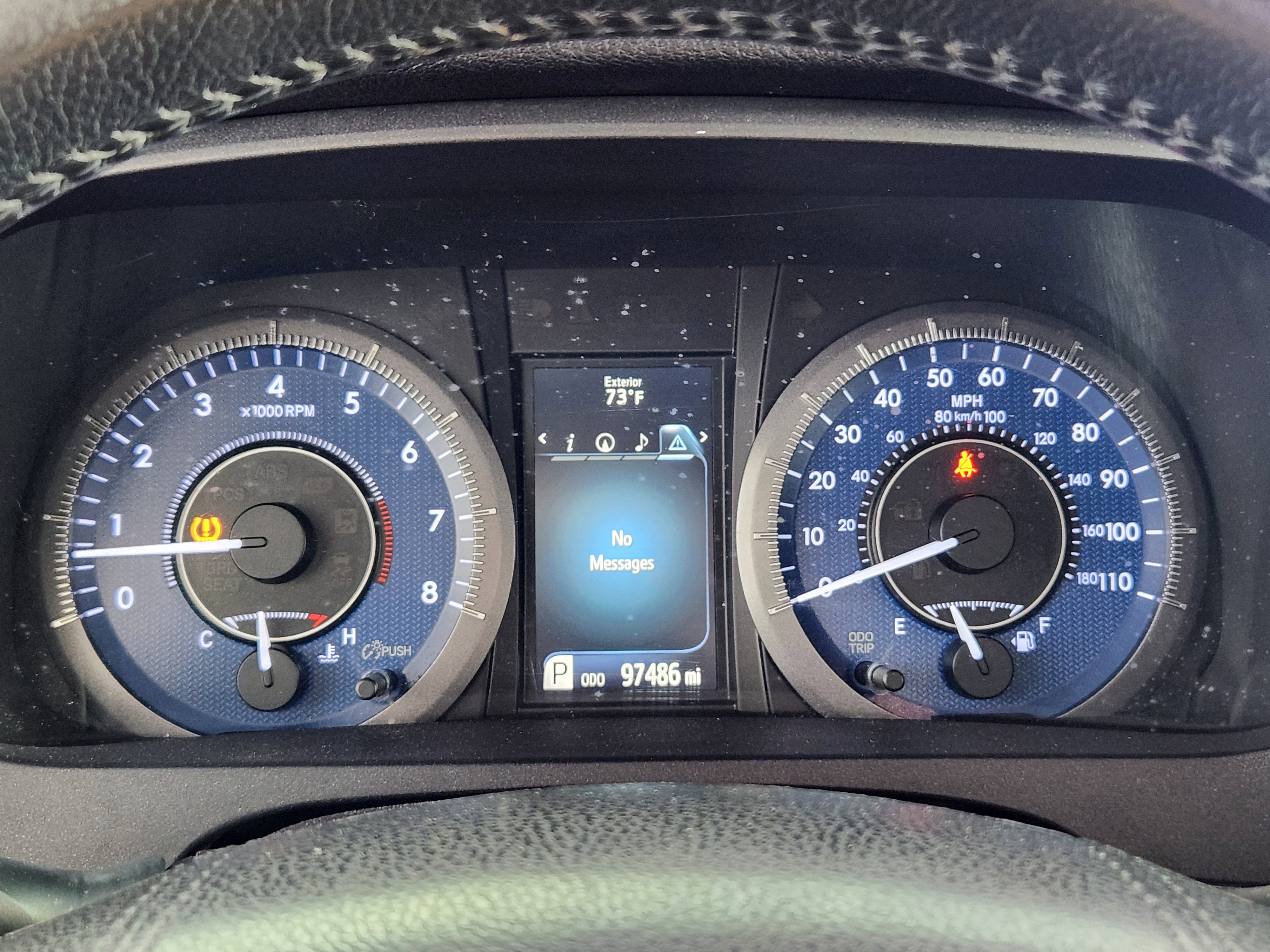 Used 2015 Toyota Sienna XLE Premium FWD image 21