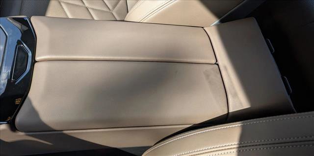 New 2026 BMW i5 eDrive40 w/ Convenience Package image 22