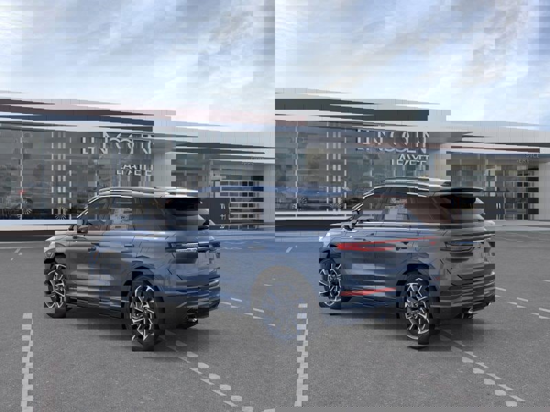 New 2026 Lincoln Corsair Grand Touring image 4