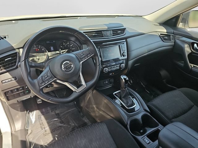 Used 2020 Nissan Rogue SV FWD image 13