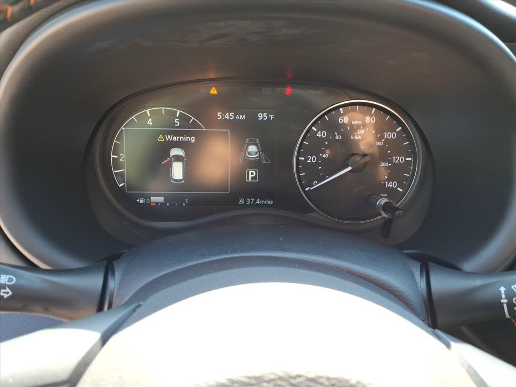 Used 2023 Nissan Kicks SR w/ SR Premium Package FWD image 25
