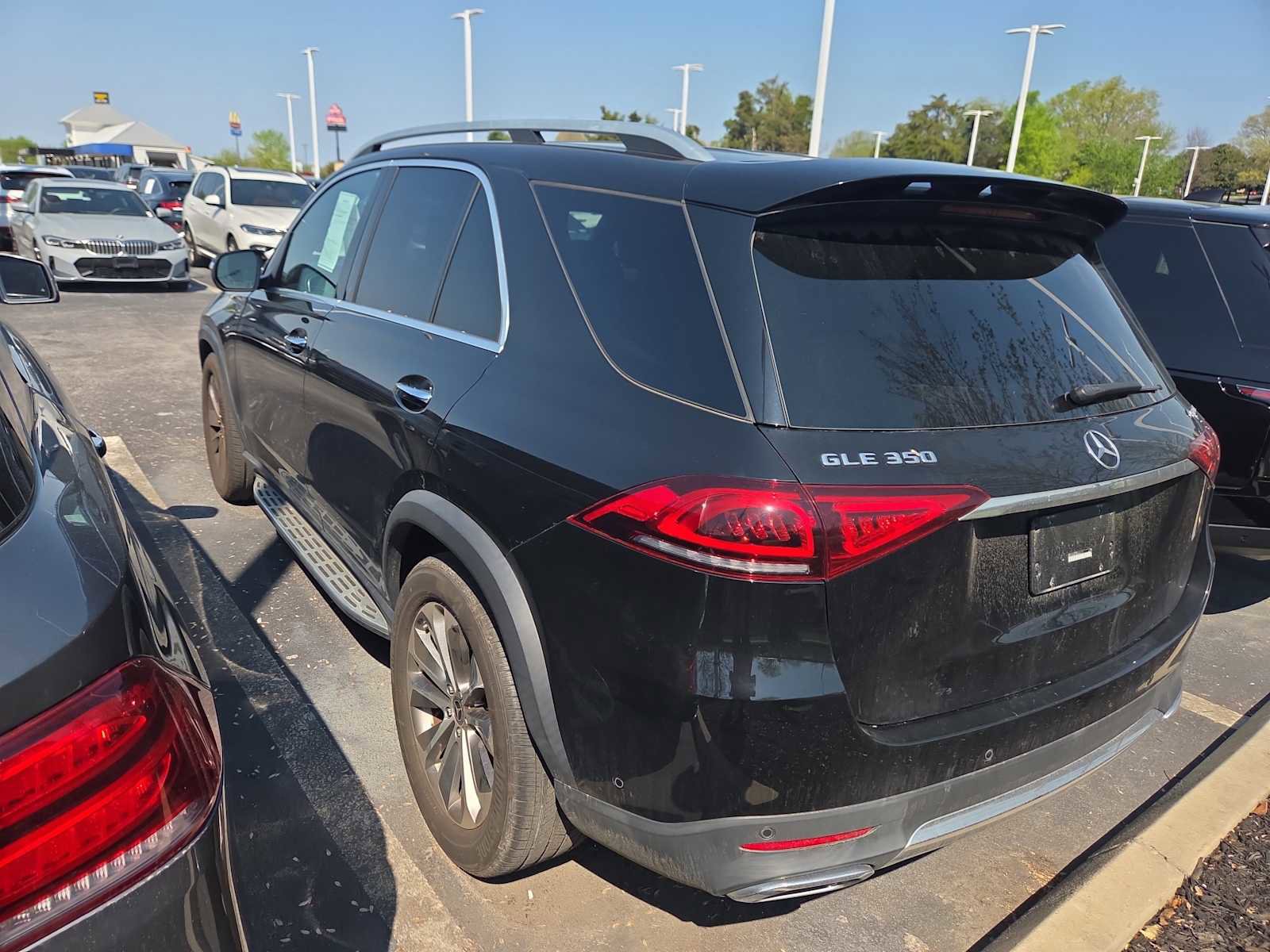 Used 2021 Mercedes-Benz GLE 350 4MATIC image 3