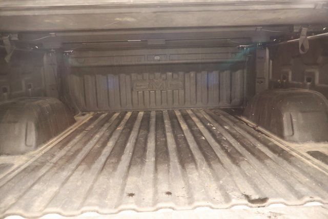 Used 2022 GMC Sierra 1500 SLT w/ SLT Convenience Package image 28