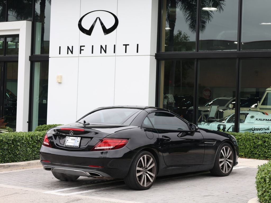 Used 2018 Mercedes-Benz SLC 300 image 5