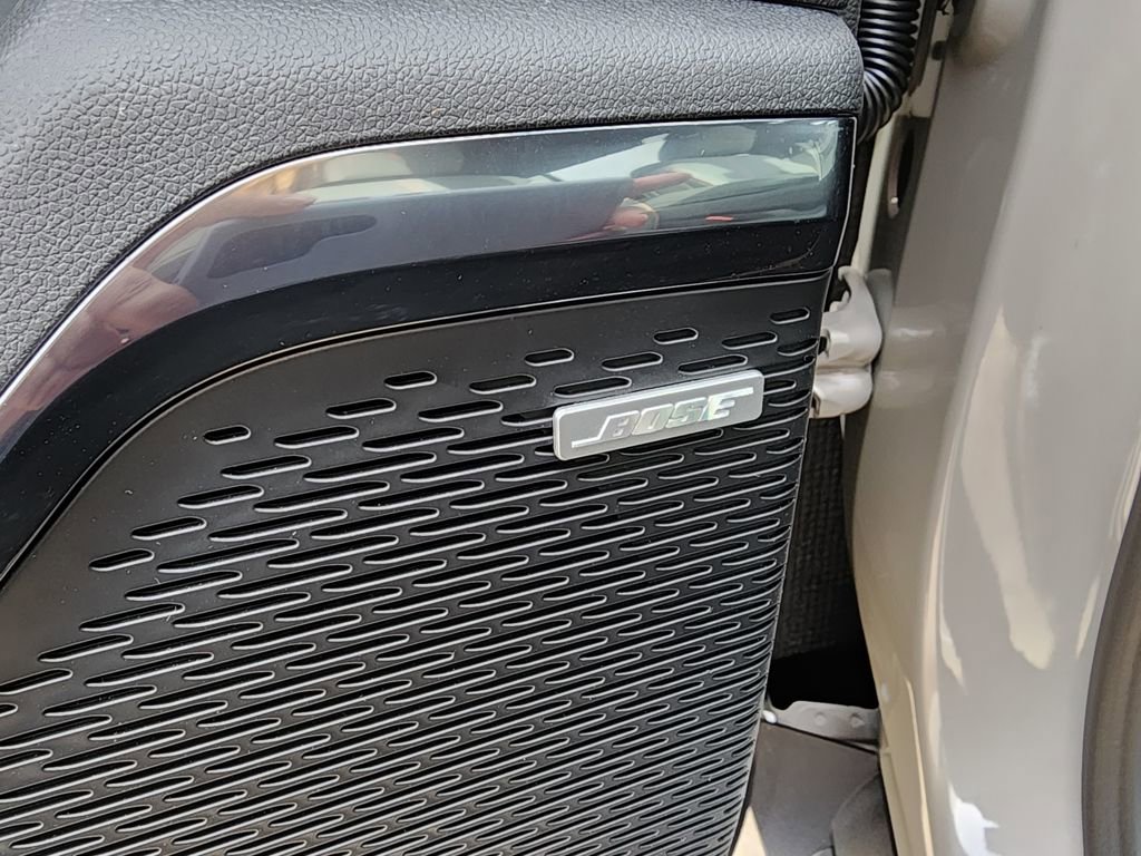 New 2026 GMC Acadia AT4 w/ Luxury Package image 15