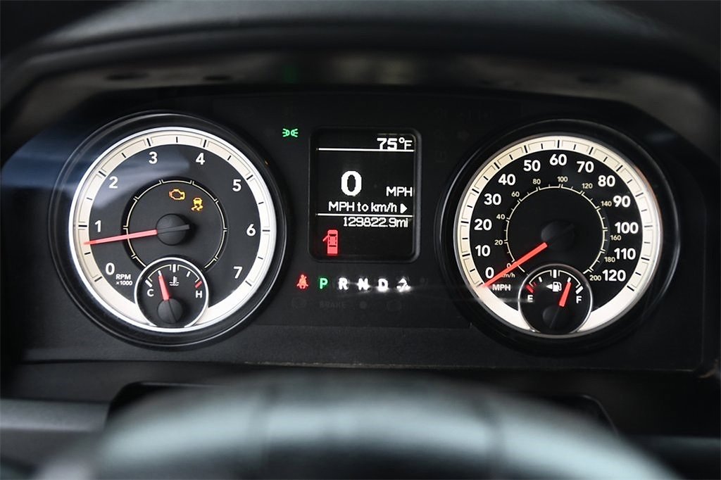 Used 2017 RAM 3500 Tradesman image 10