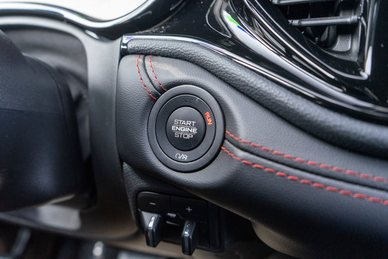 Used 2025 Dodge Durango R/T AWD/4WD image 21