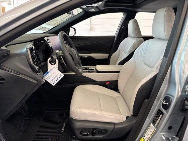 New 2026 Lexus RX 350h w/ Convenience Package AWD/4WD image 14