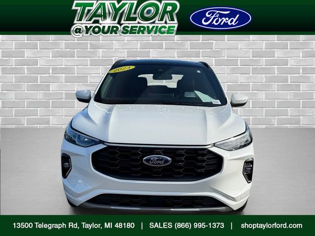 Certified 2023 Ford Escape ST-Line Elite w/ Premium Technology Package image 2