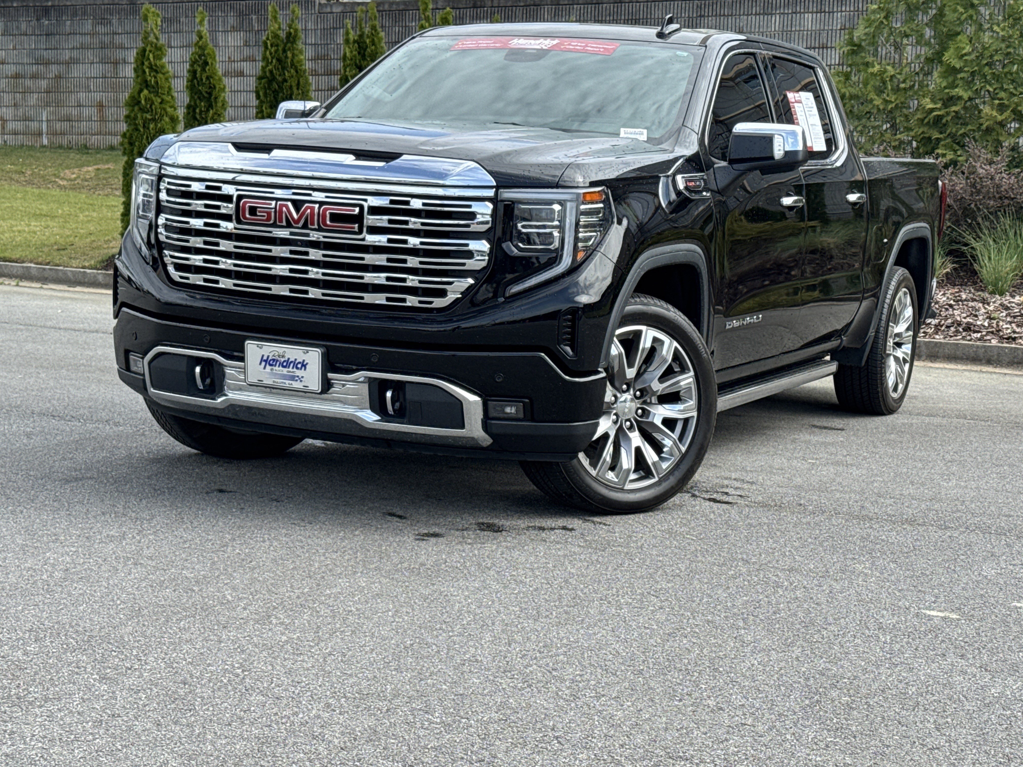 Used 2022 GMC Sierra 1500 Denali w/ Denali Reserve Package AWD/4WD image 5