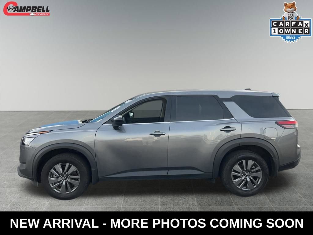 Used 2024 Nissan Pathfinder S w/ Cargo Package image 2