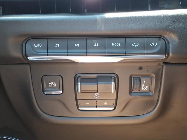 Used 2025 Cadillac Escalade Sport Platinum w/ LPO, ONYX Package AWD/4WD image 23