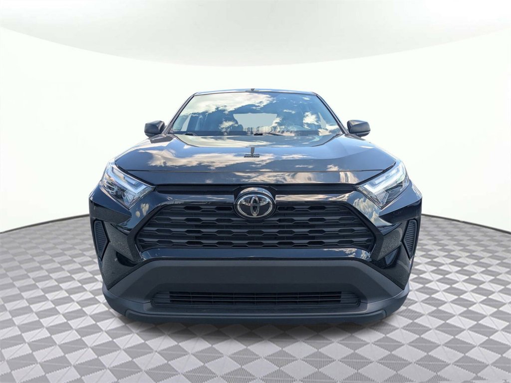 Used 2024 Toyota RAV4 LE image 8