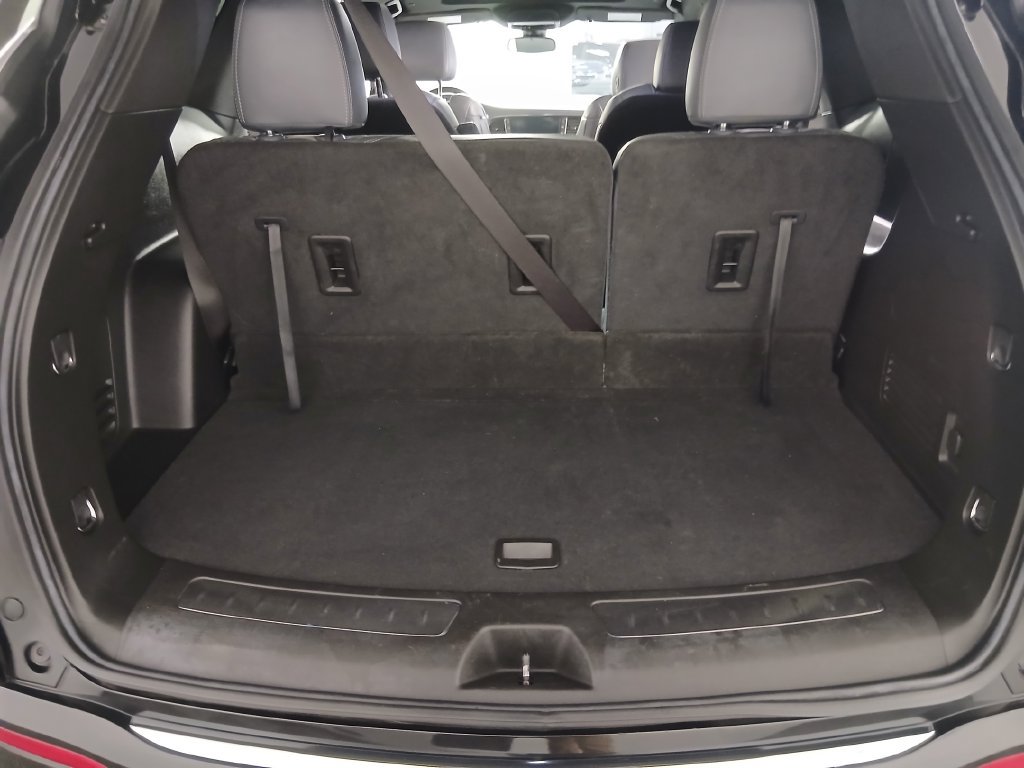 Certified 2023 Buick Enclave Essence w/ Experience Buick Package AWD/4WD image 15