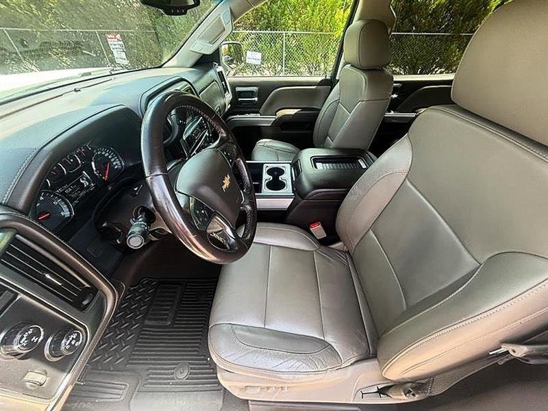 Used 2018 Chevrolet Silverado 1500 LTZ Z71 AWD/4WD image 31