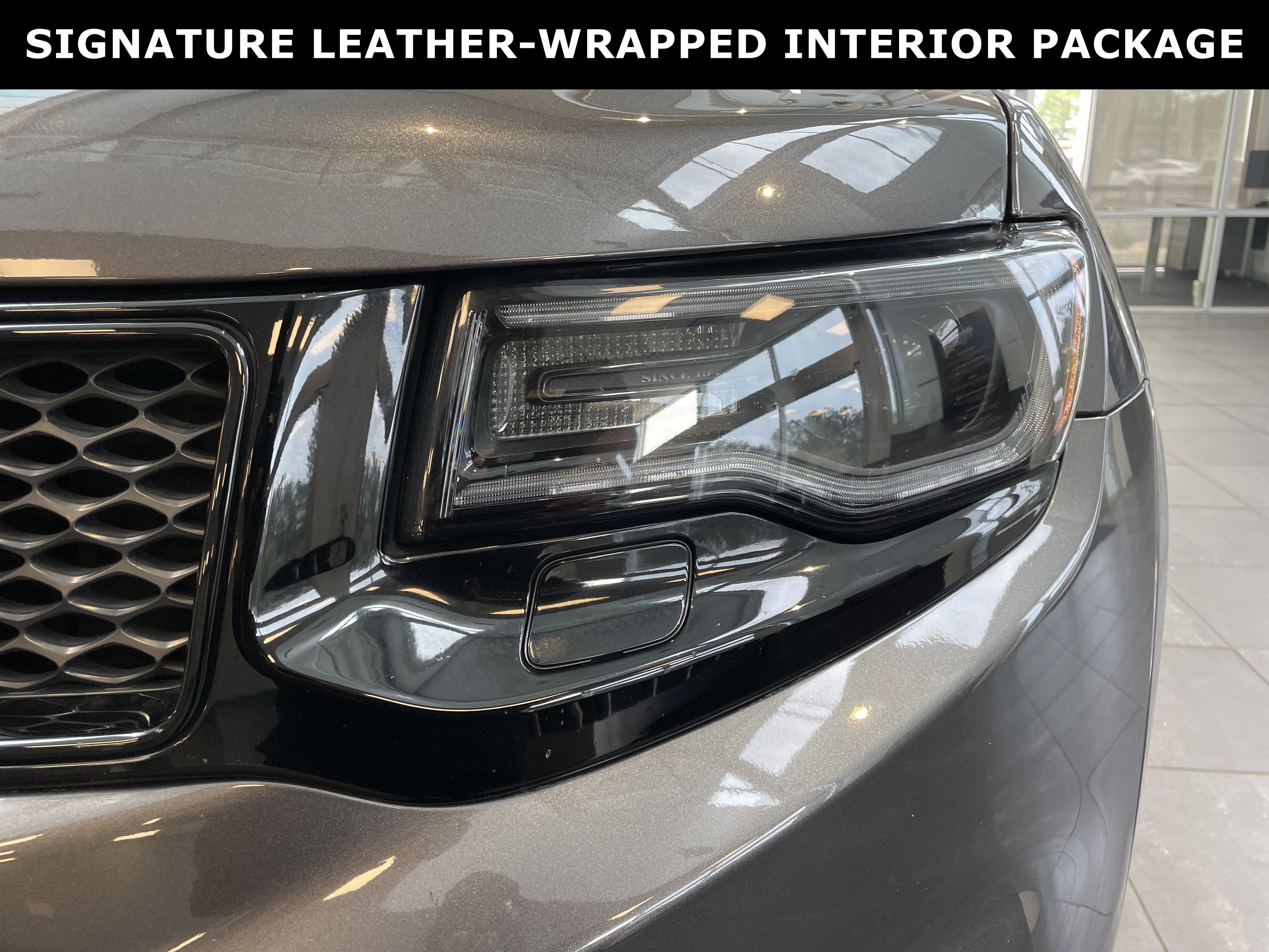 Used 2021 Jeep Grand Cherokee SRT AWD/4WD image 5
