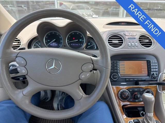 Used 2007 Mercedes-Benz SL 550 image 2