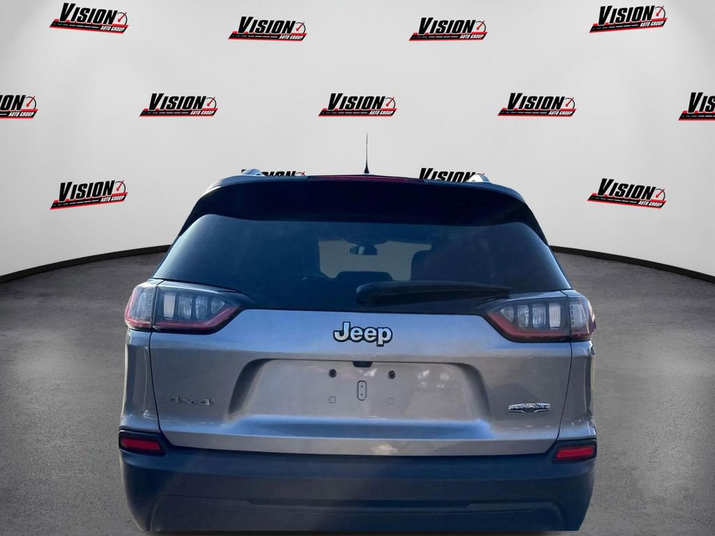 Used 2019 Jeep Cherokee Latitude Plus w/ Cold Weather Group image 5