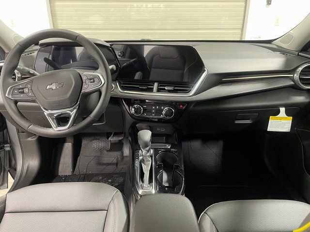 New 2026 Chevrolet Trax ACTIV w/ Driver Confidence Package FWD image 13