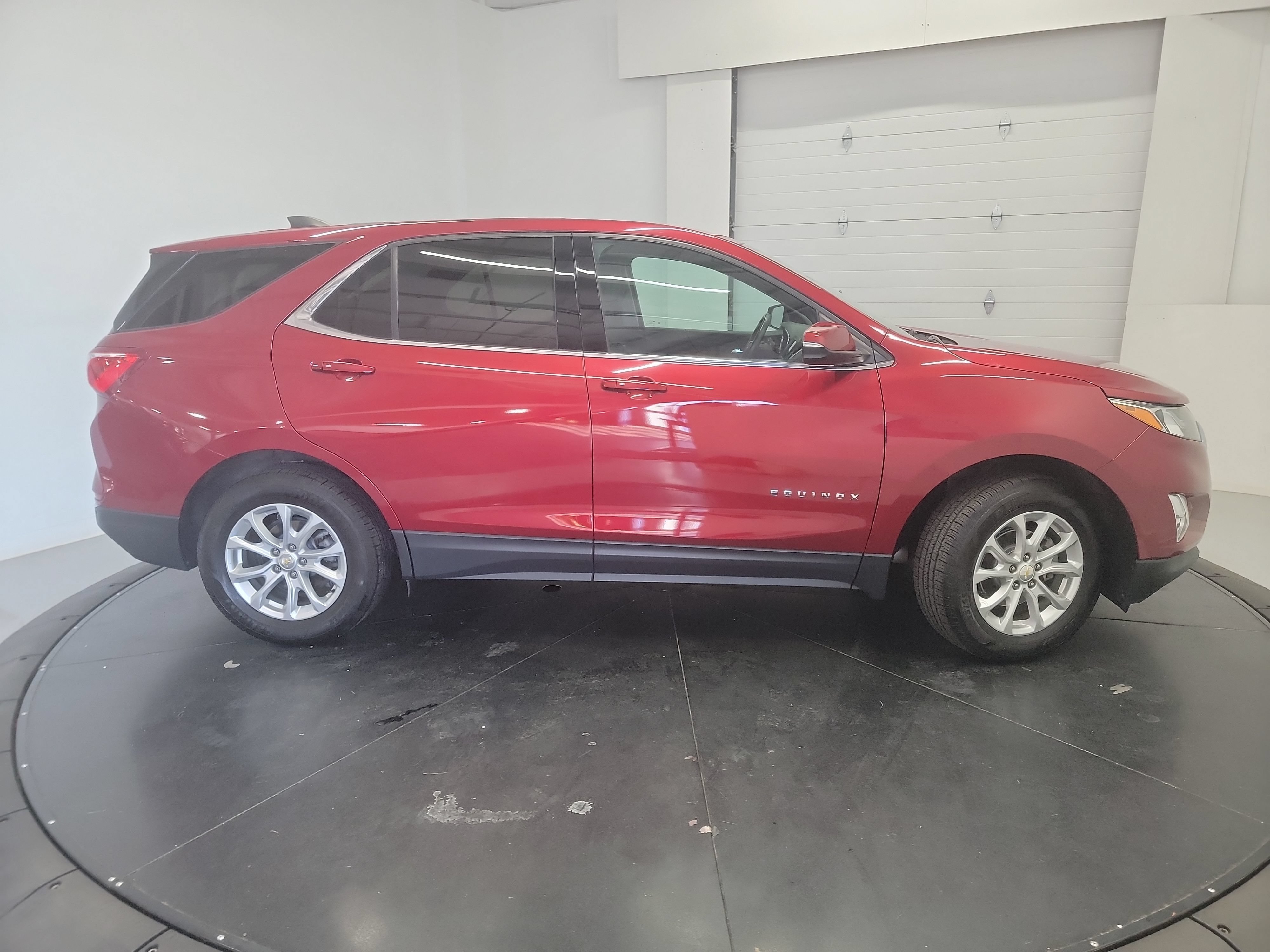 Used 2019 Chevrolet Equinox LT AWD/4WD image 11