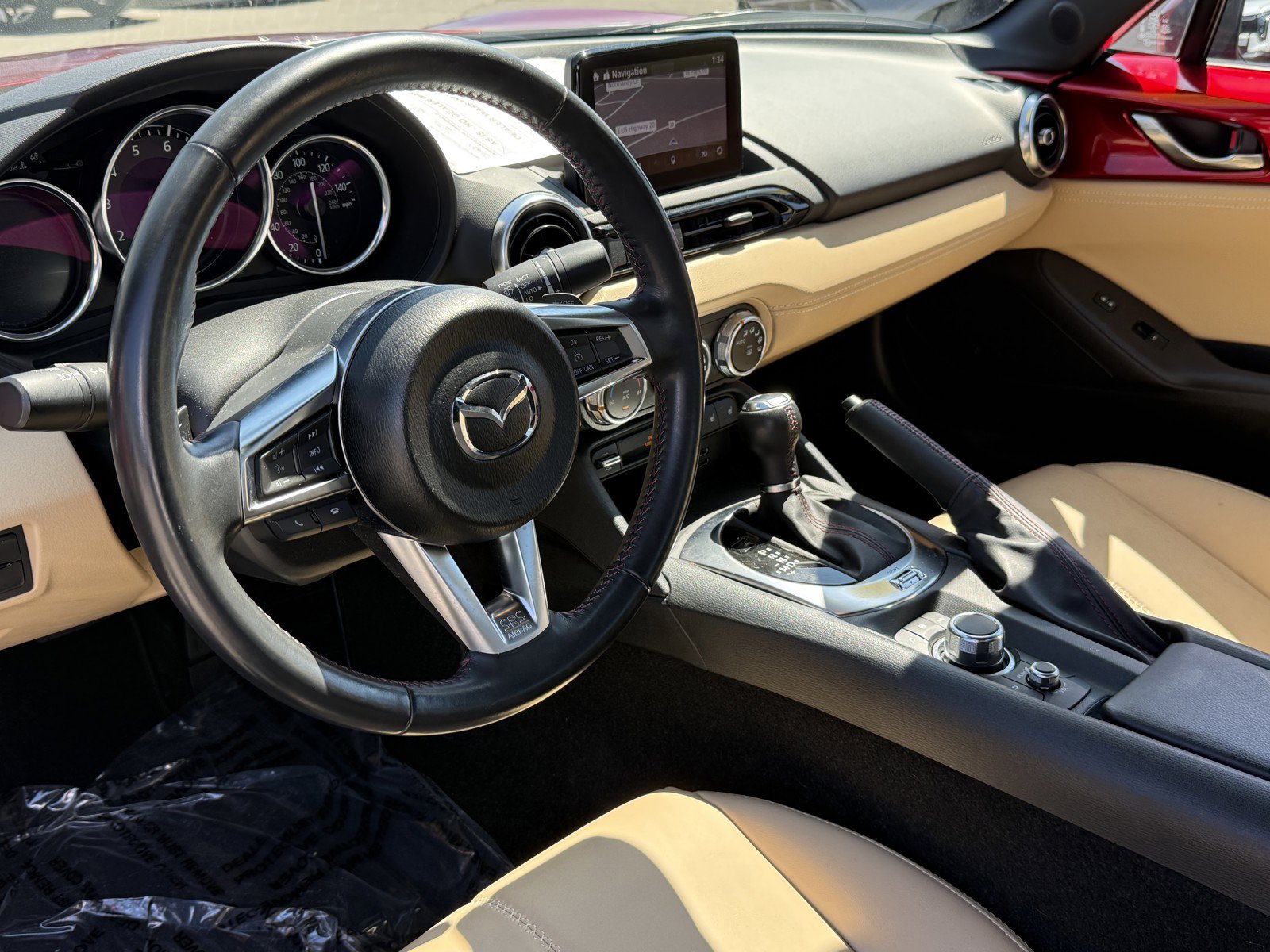Used 2019 MAZDA MX-5 Miata RF Grand Touring RWD image 22