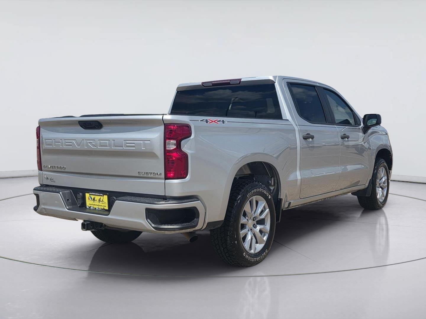 Used 2022 Chevrolet Silverado 1500 Custom AWD/4WD image 5