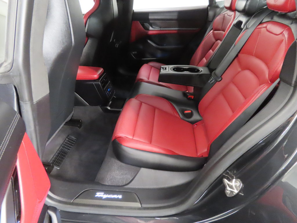 Certified 2020 Porsche Taycan Turbo S AWD/4WD image 44