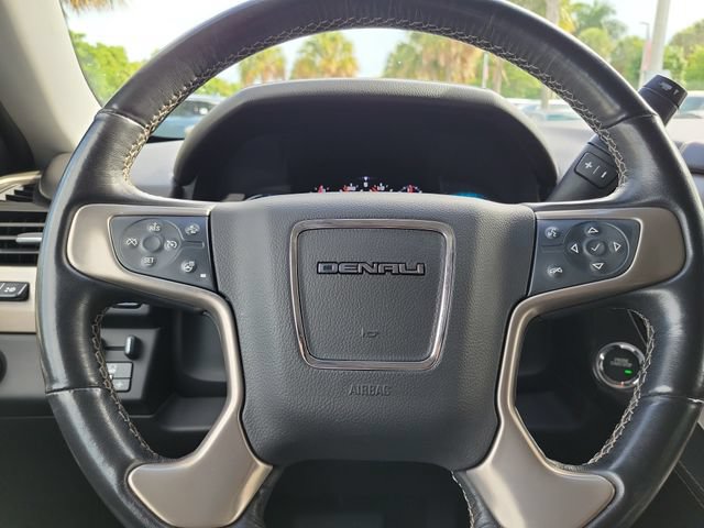 Used 2020 GMC Yukon Denali RWD image 25