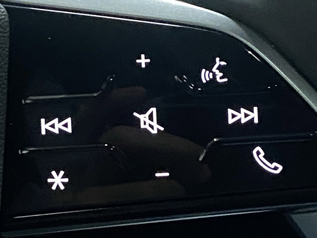 New 2026 Audi Q4 e-tron Premium image 13