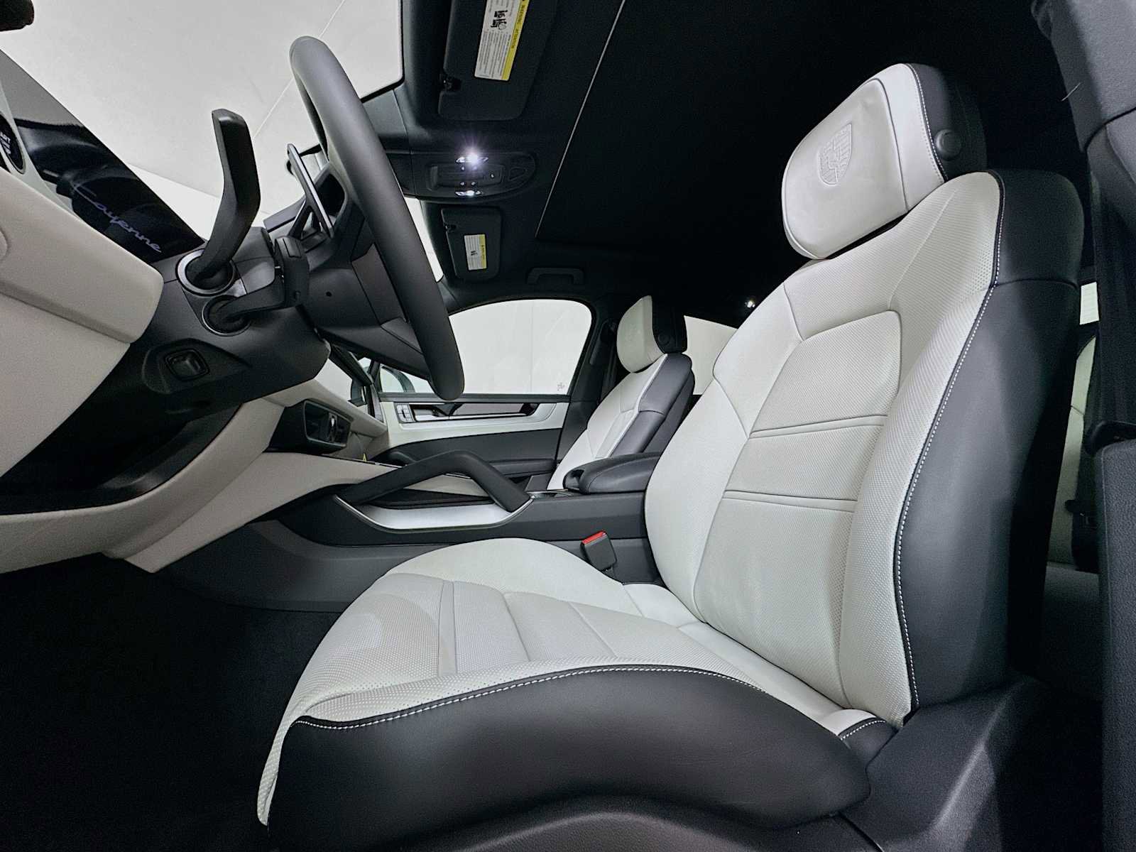 New 2026 Porsche Cayenne Coupe image 5