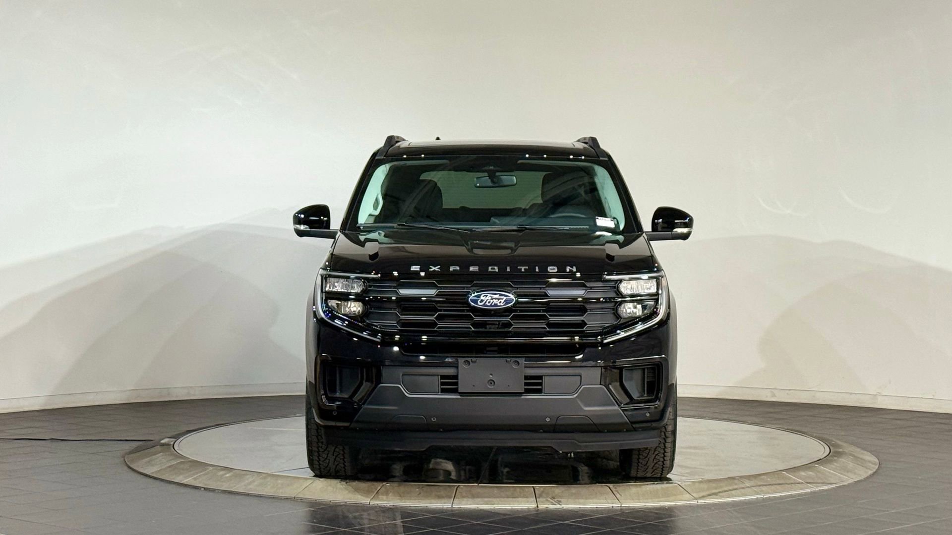 New 2026 Ford Expedition Active AWD/4WD image 3