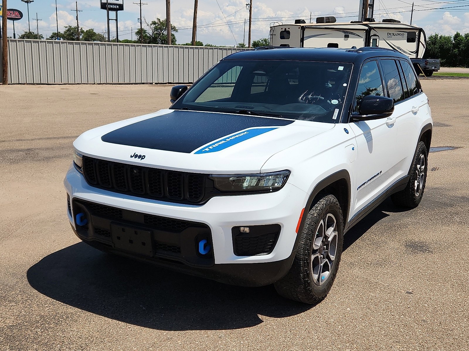 Used 2022 Jeep Grand Cherokee Trailhawk image 1