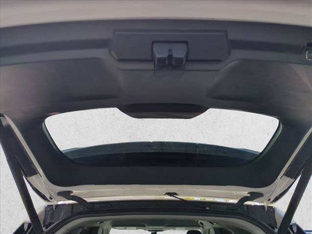 Used 2022 Ford Explorer Limited RWD image 11