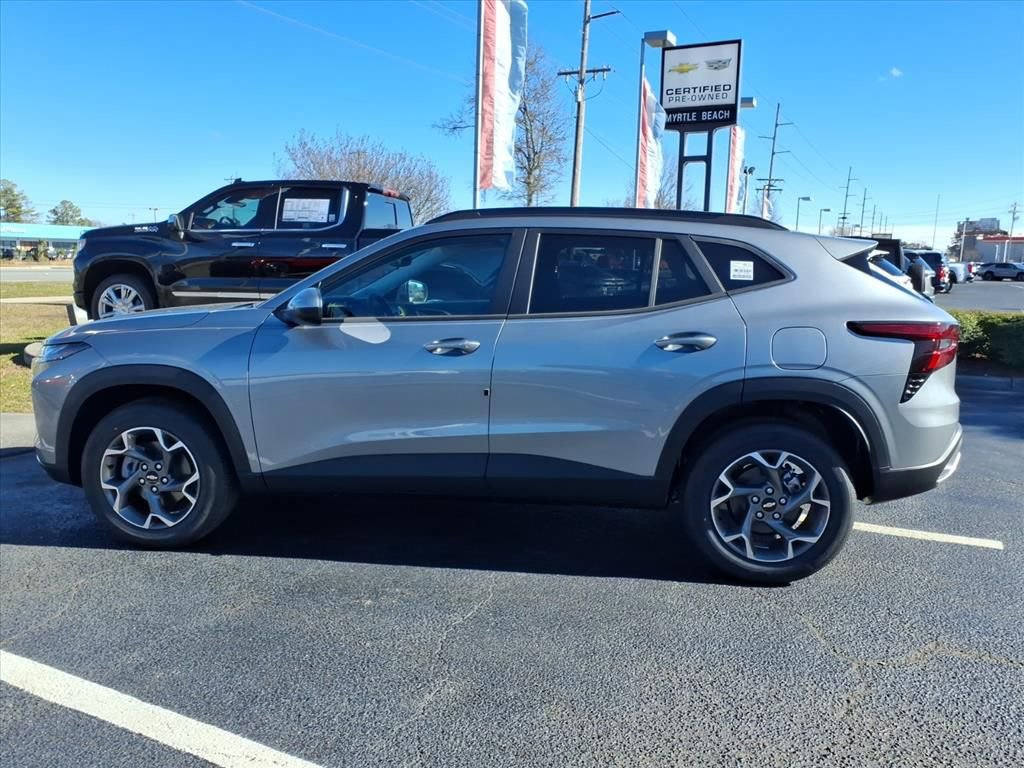 New 2026 Chevrolet Trax LT w/ Driver Confidence Package image 6