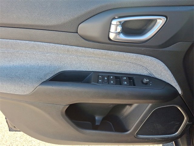 Used 2022 Jeep Compass Latitude image 10