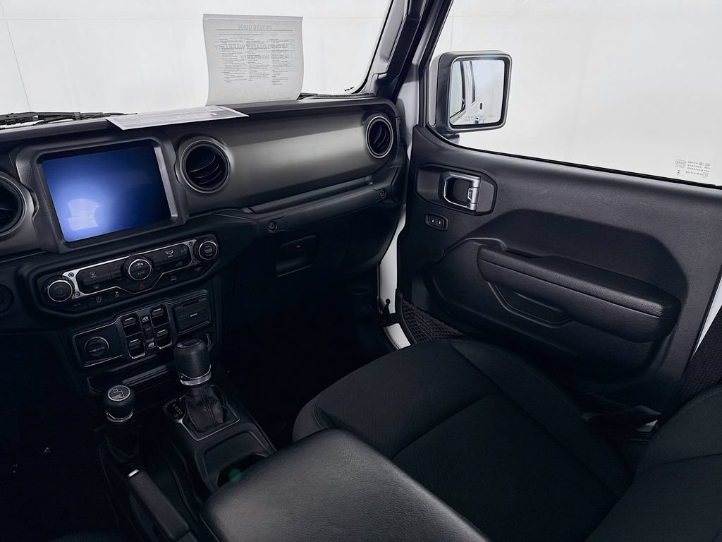 Used 2022 Jeep Gladiator Sport AWD/4WD image 26