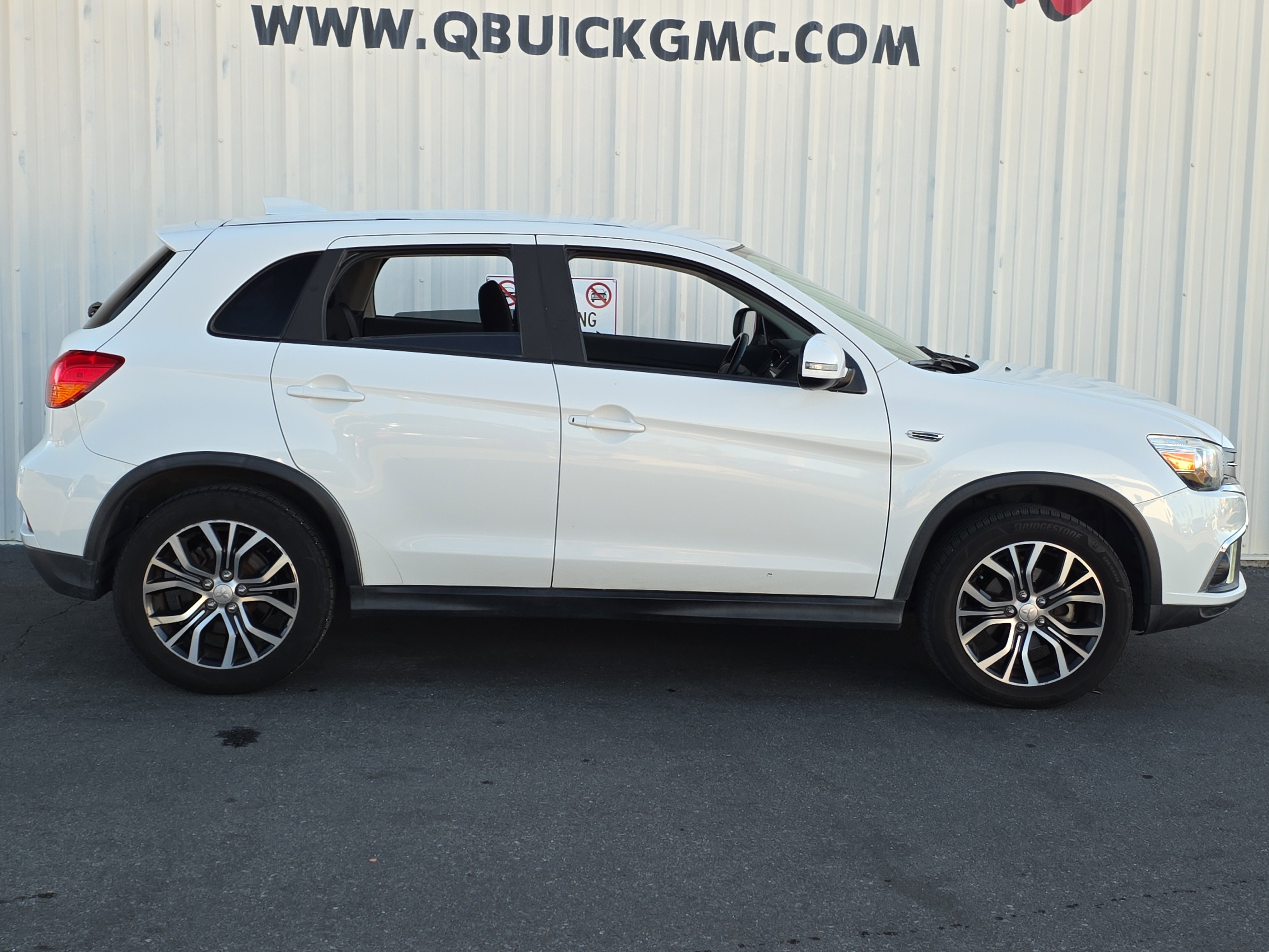 Used 2019 Mitsubishi Outlander Sport SE image 9