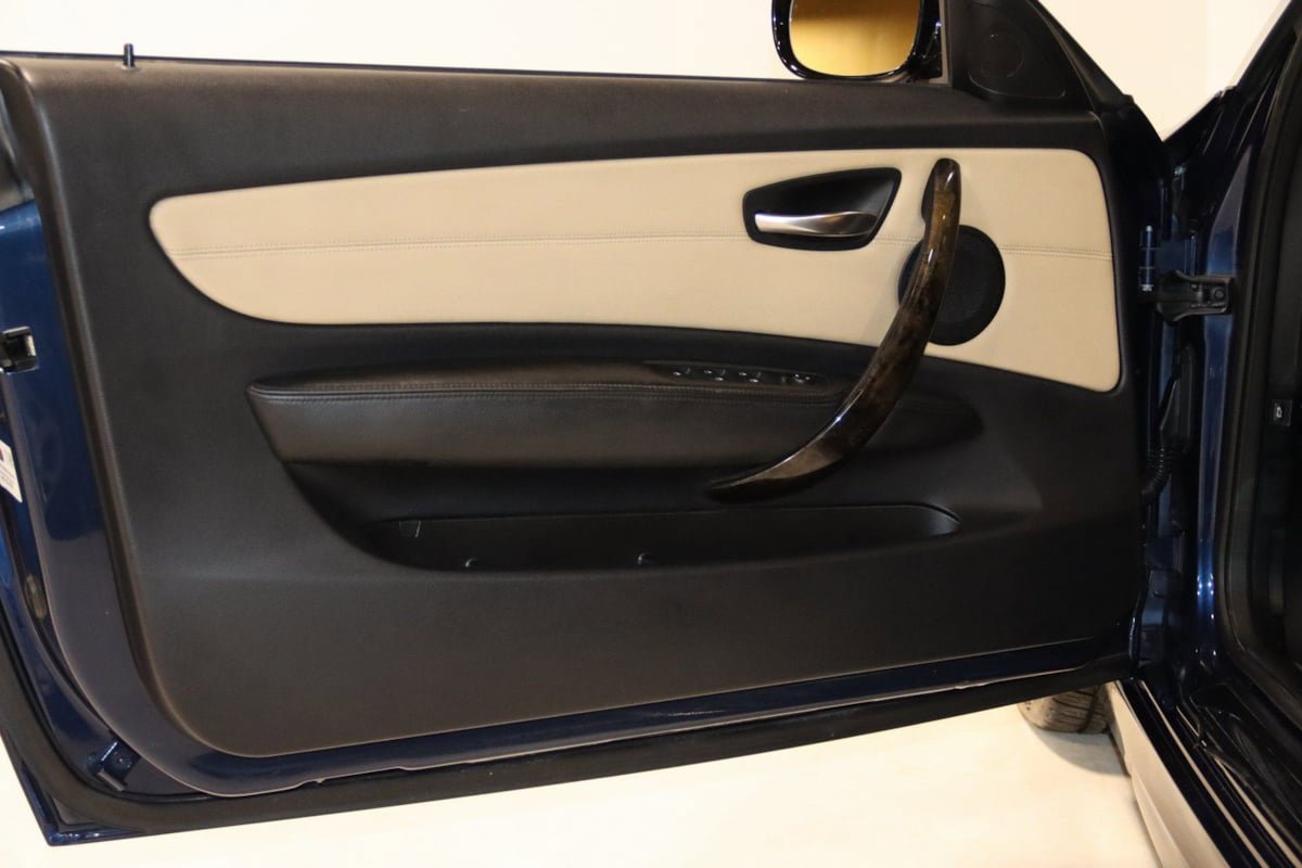 Used 2012 BMW 135i Convertible image 37