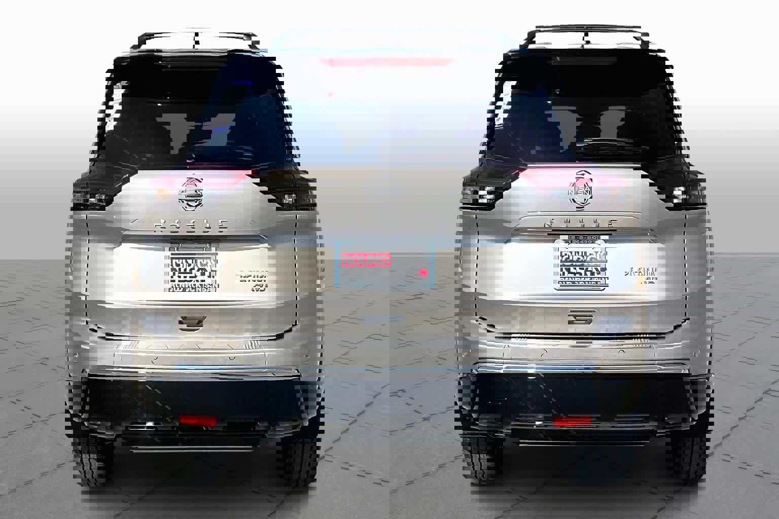 New 2026 Nissan Rogue Platinum image 4