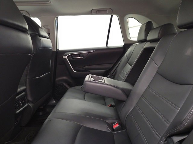 Certified 2025 Toyota RAV4 XLE Premium image 40