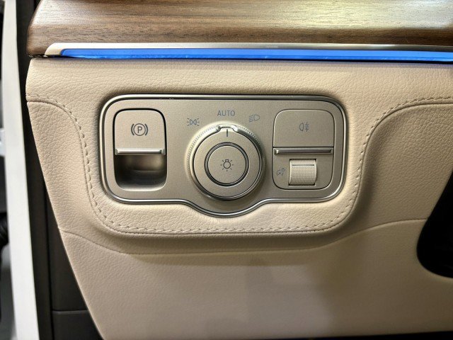 New 2026 Mercedes-Benz GLS 450 4MATIC image 26