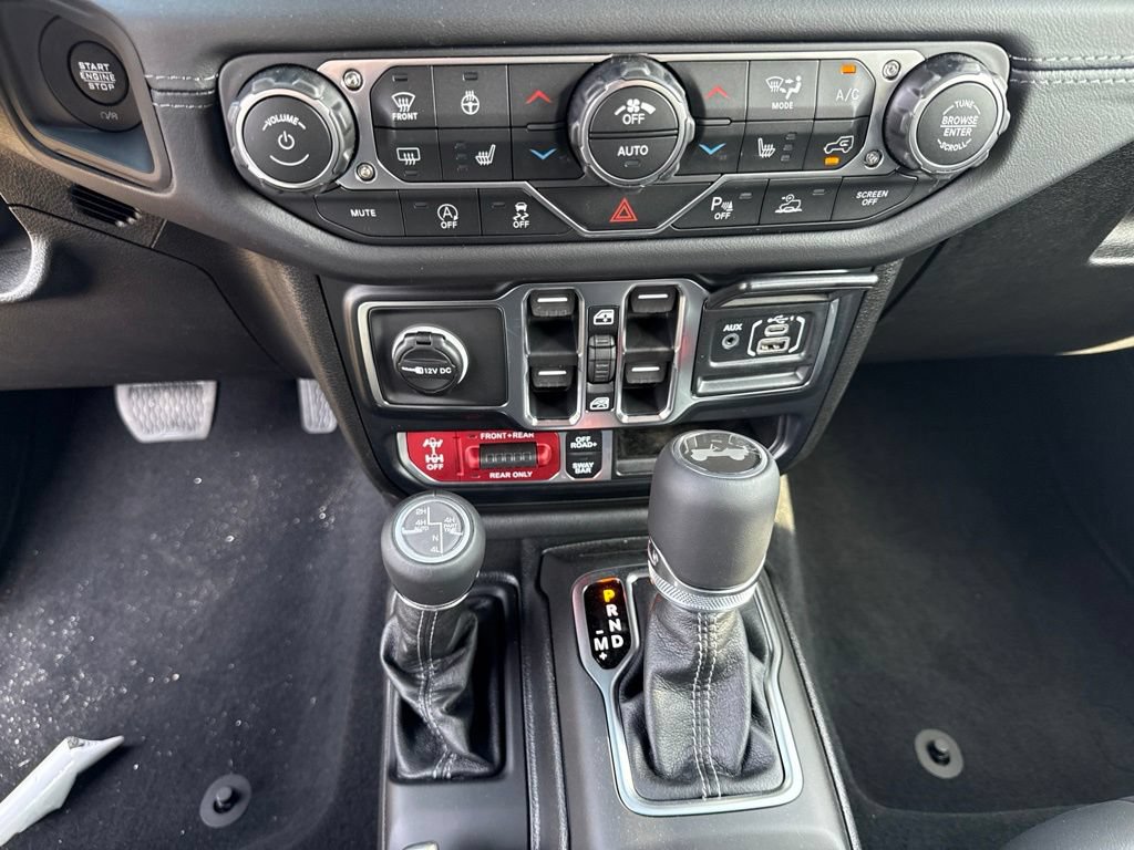 New 2026 Jeep Wrangler Unlimited Rubicon AWD/4WD image 14