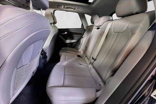 Used 2018 Audi Q5 2.0T Premium Plus w/ Premium Plus Package AWD/4WD image 23