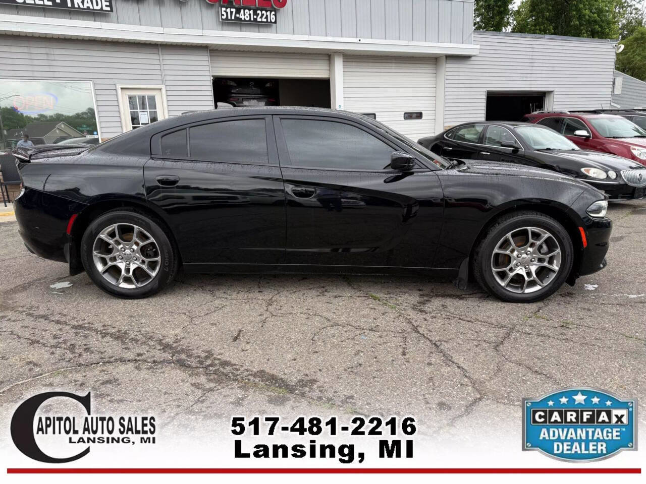 Used 2015 Dodge Charger SXT image 9