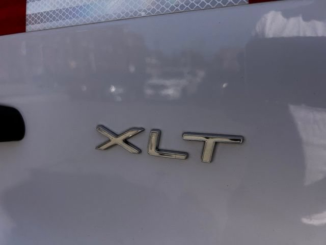 Used 2019 Ford Transit 150 XLT RWD image 9